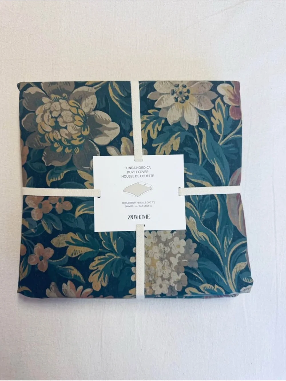 Zara Vintage Floral Comforter Set